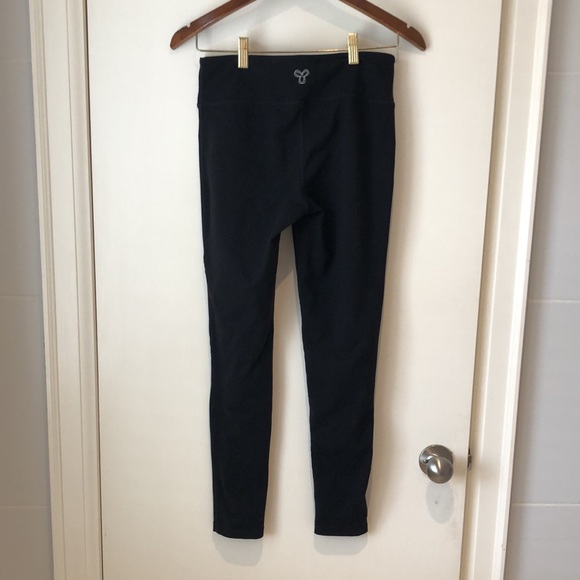 TNA Black Legginga - Picture 2 of 8